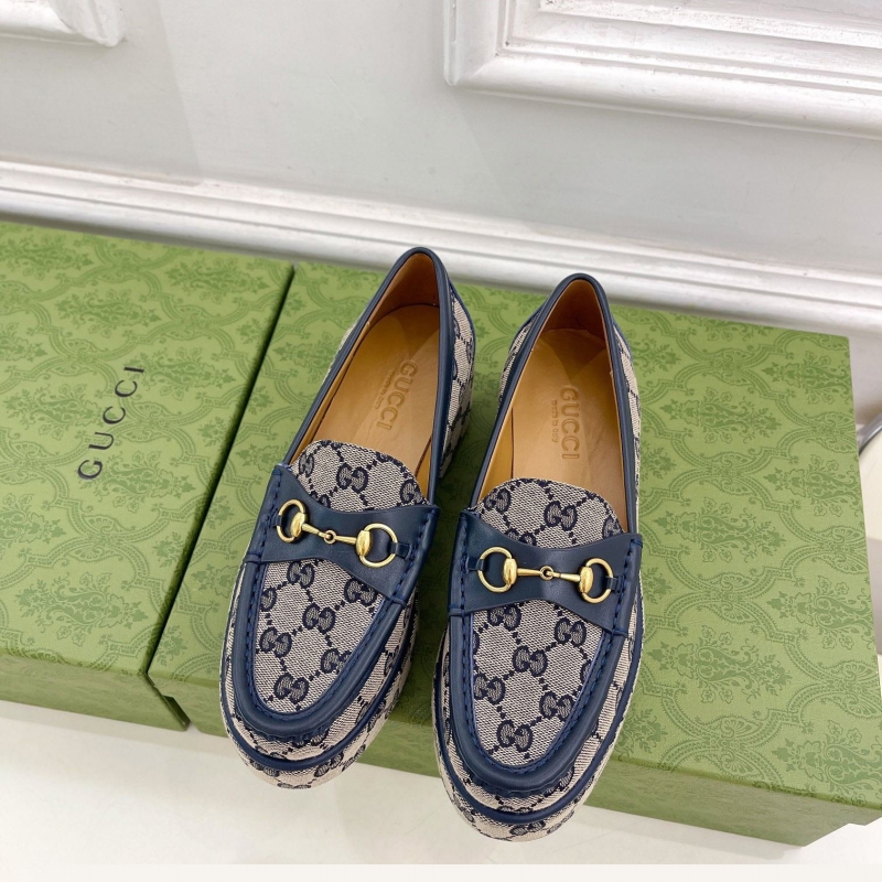 G*u*i leather shoes